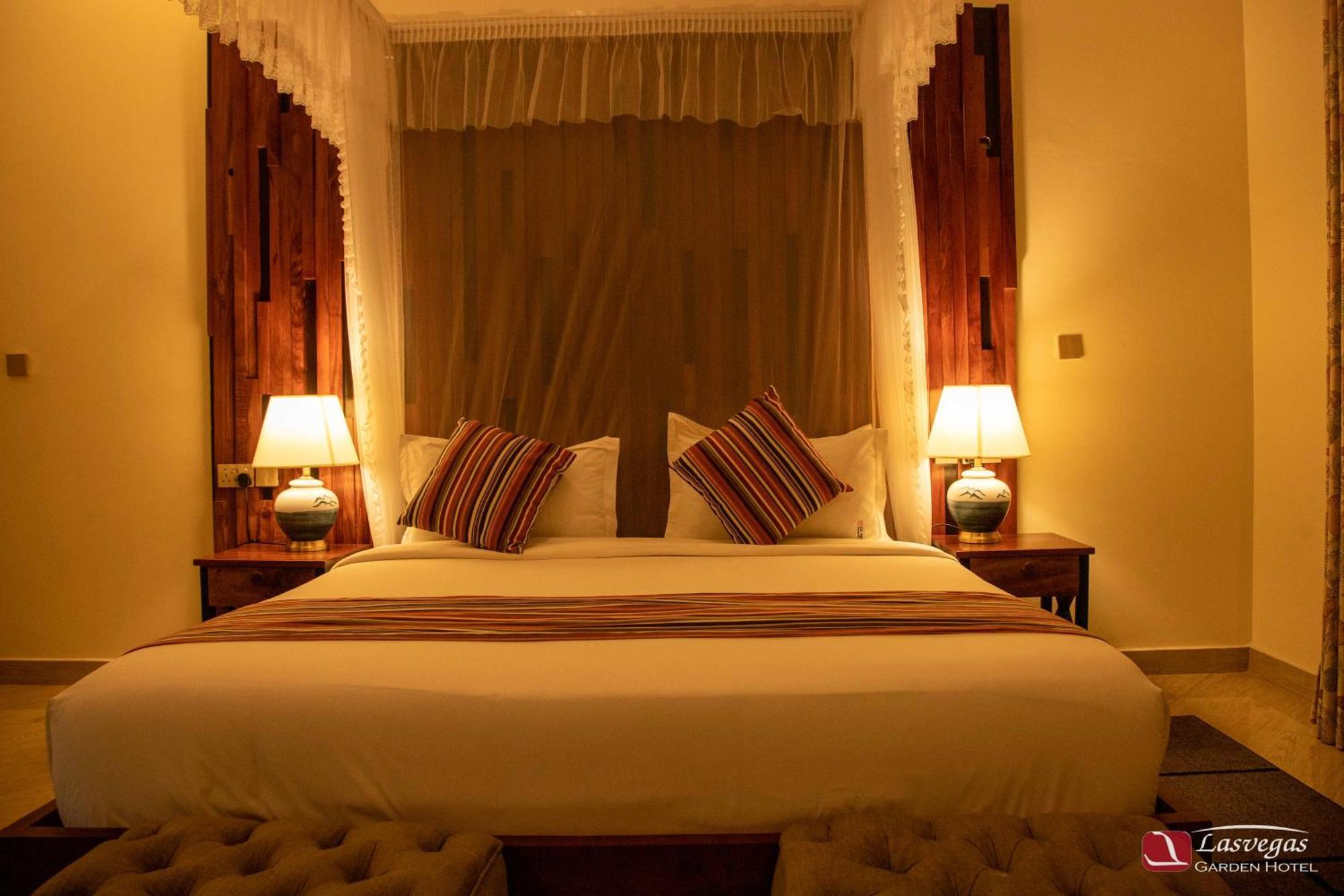 Las Vegas Garden Hotel Mbarara Dış mekan fotoğraf
